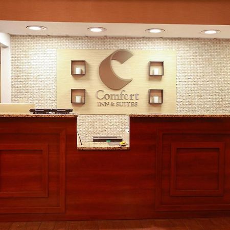 Comfort Inn & Suites Englewood Exterior photo