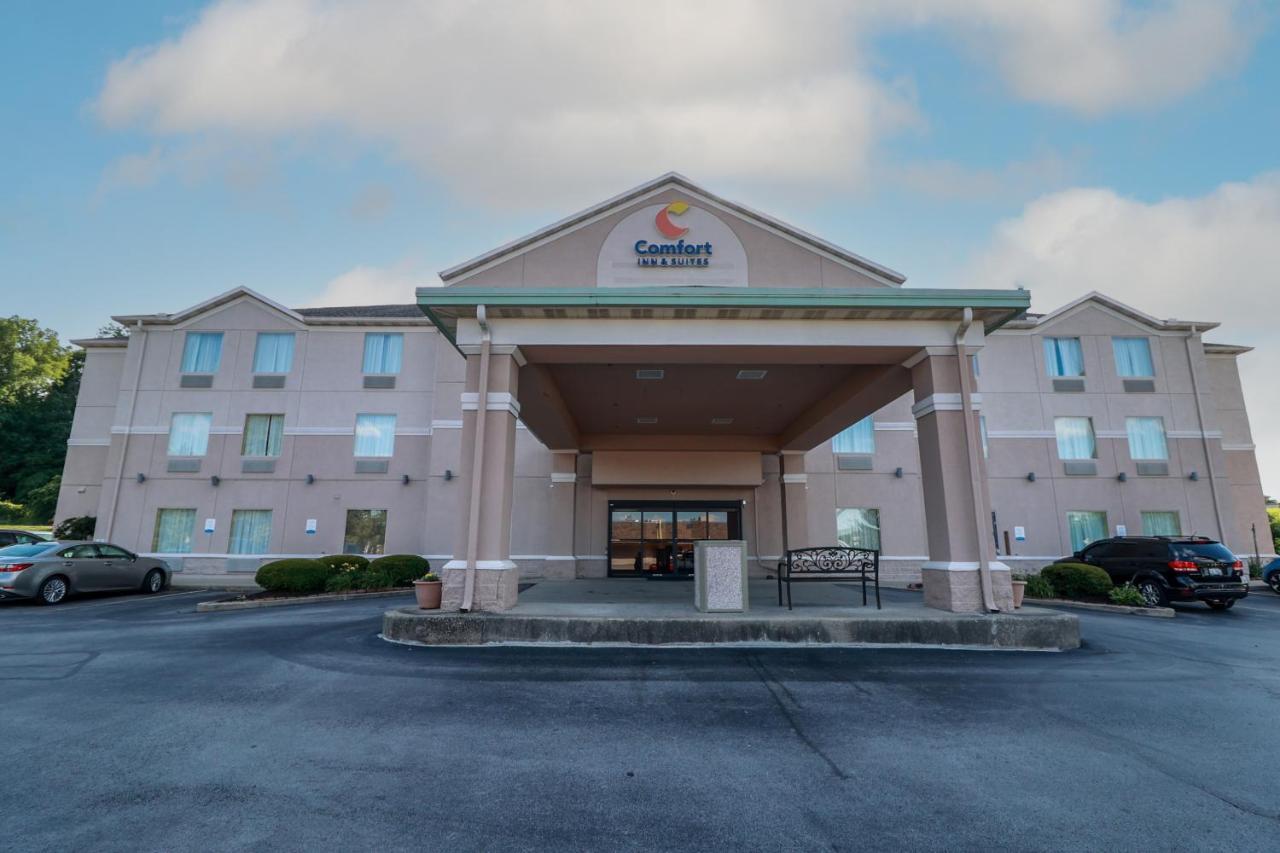 Comfort Inn & Suites Englewood Exterior photo