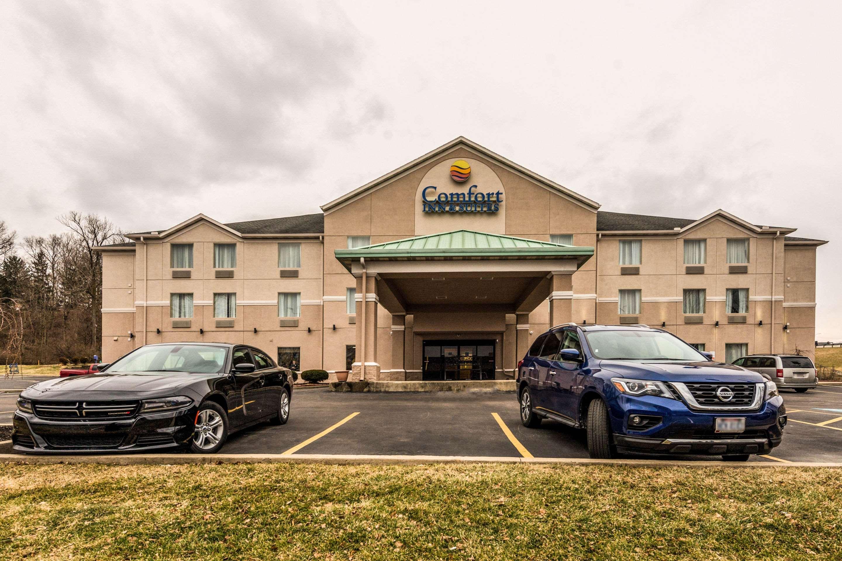 Comfort Inn & Suites Englewood Exterior photo